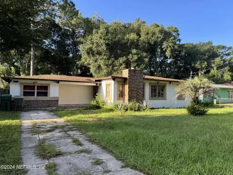 2209 Gillis Street Palatka FL 32177
