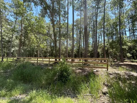 102 Northeast Boulevard Georgetown FL 32139