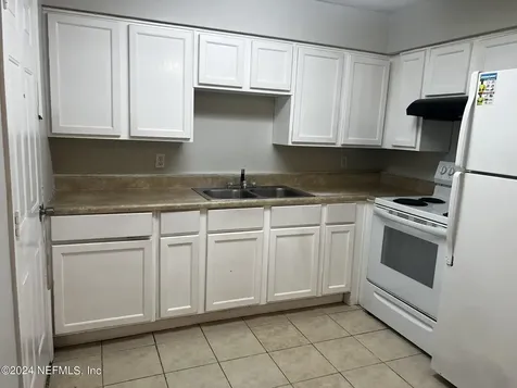 9531 Little John Road Jacksonville FL 32208