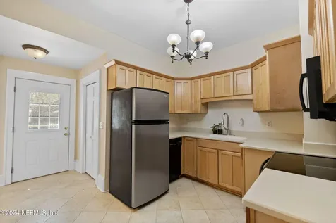 3878 Herschel Street Jacksonville FL 32205