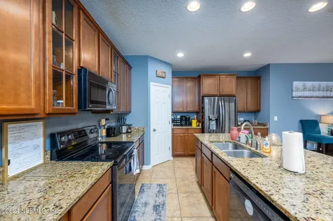 5158 Johnson Creek Drive Jacksonville FL 32218