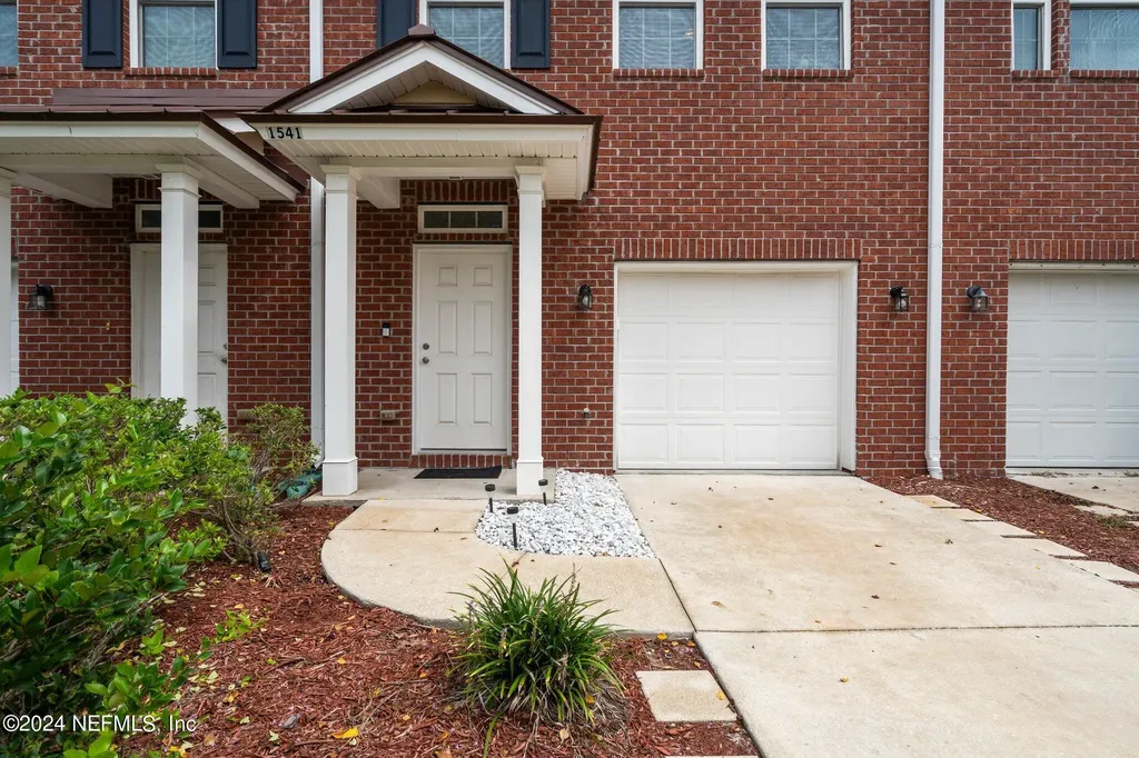 1541 Landau Road Jacksonville FL 32225