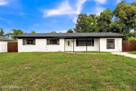 8029 Triumph Lane Jacksonville FL 32244