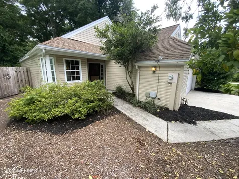 7771 Lynchburg Court E Jacksonville FL 32277