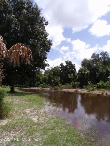 10642 East Bay Road Gibsonton FL 33534