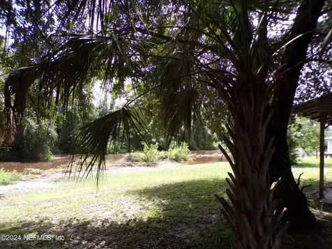 10642 East Bay Road Gibsonton FL 33534