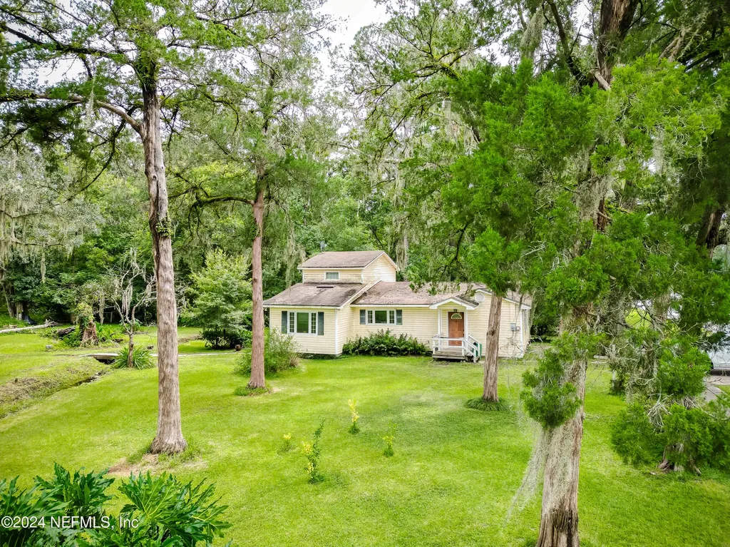 233 Knight Boxx Road Middleburg FL 32068