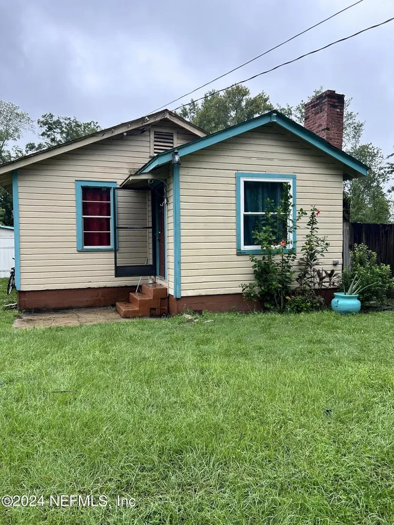 4348 Collins Road Jacksonville FL 32244