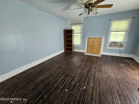 45134 Booth Street Callahan FL 32011