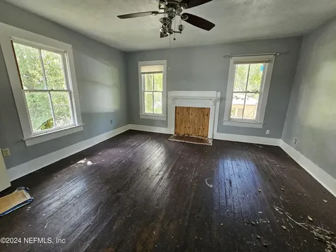 45134 Booth Street Callahan FL 32011