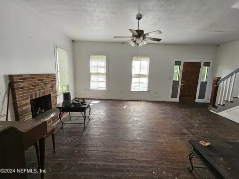 45134 Booth Street Callahan FL 32011