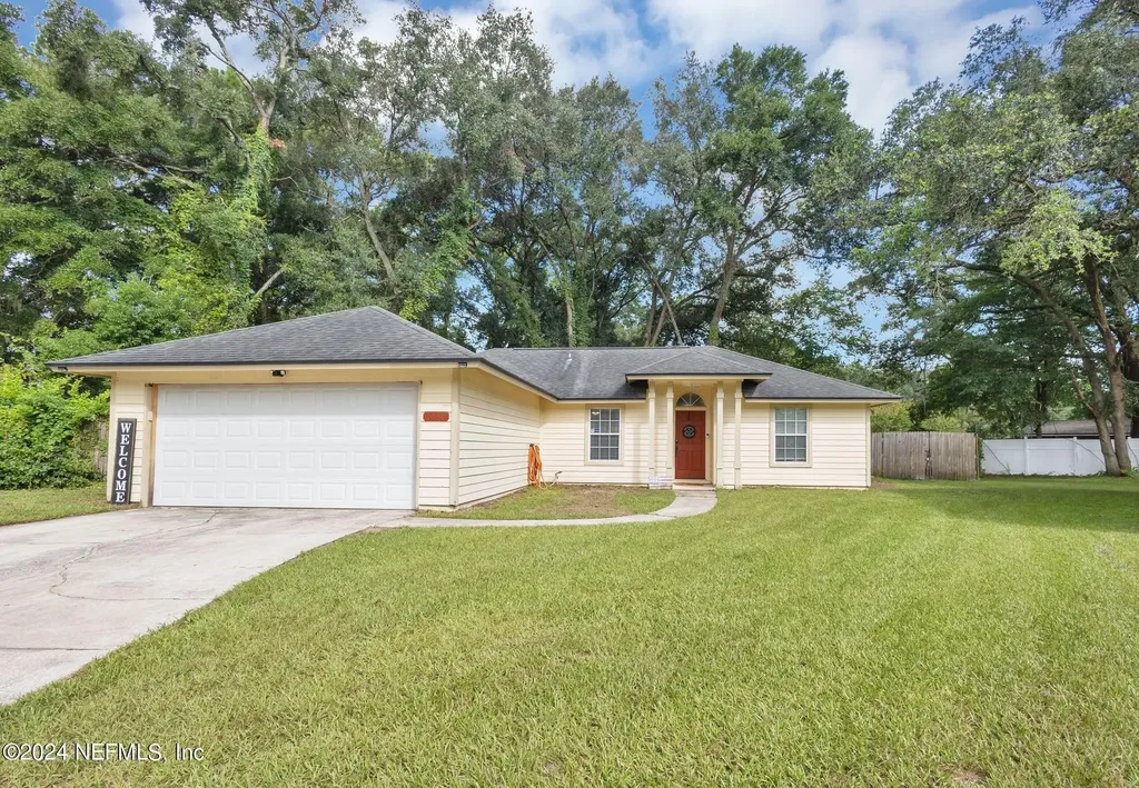 10959 Naples Court N Jacksonville FL 32218