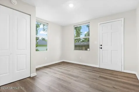 9162 Madison Avenue Jacksonville FL 32208