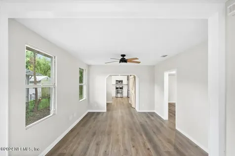 9162 Madison Avenue Jacksonville FL 32208