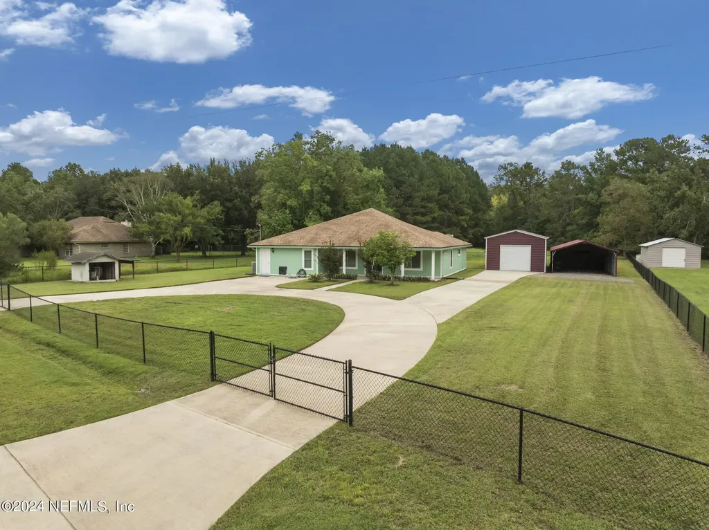 4072 Country Meadows Drive Middleburg FL 32068