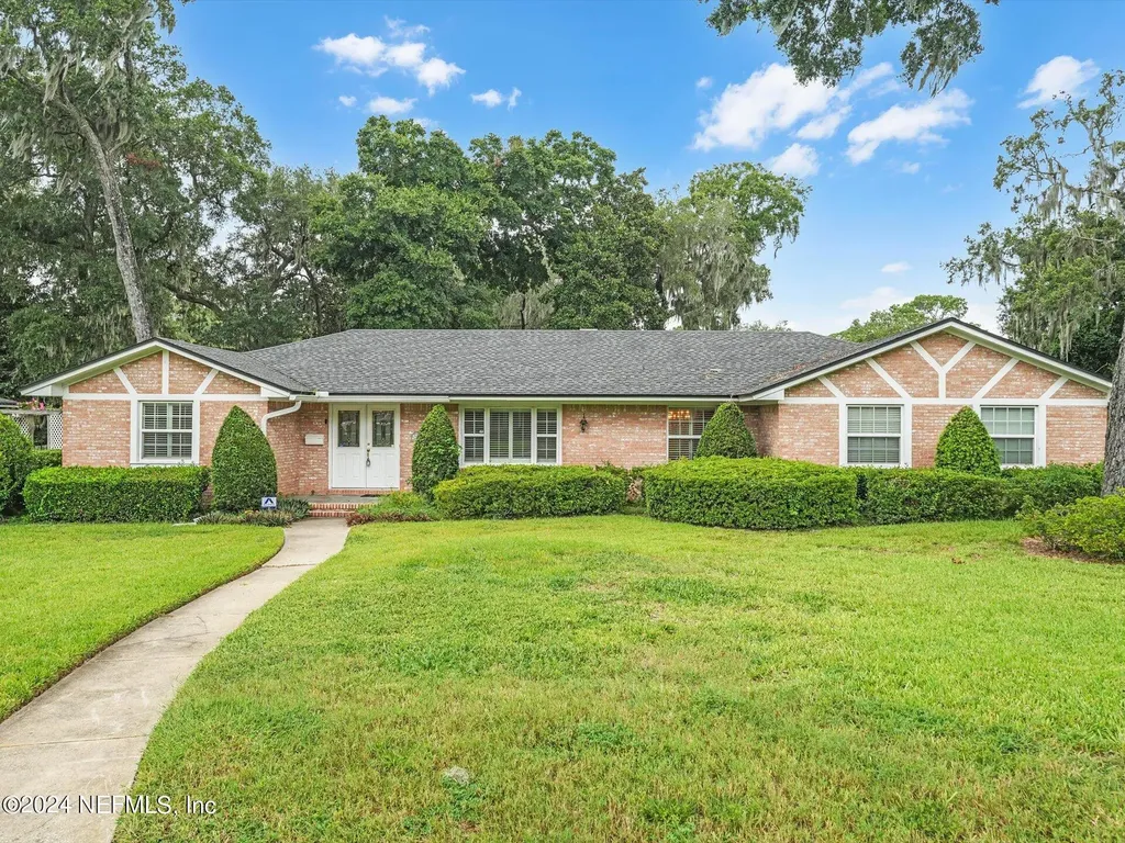 3844 Colony Cove Trail Jacksonville FL 32277