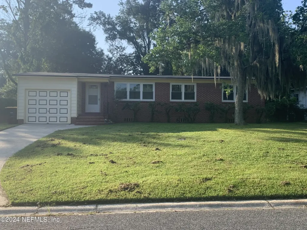 7317 Ortega Hills Drive Jacksonville FL 32244