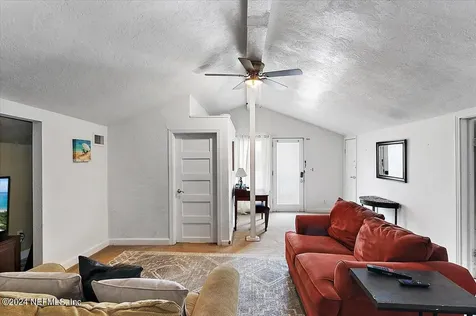 229 W 10th Street Jacksonville FL 32206
