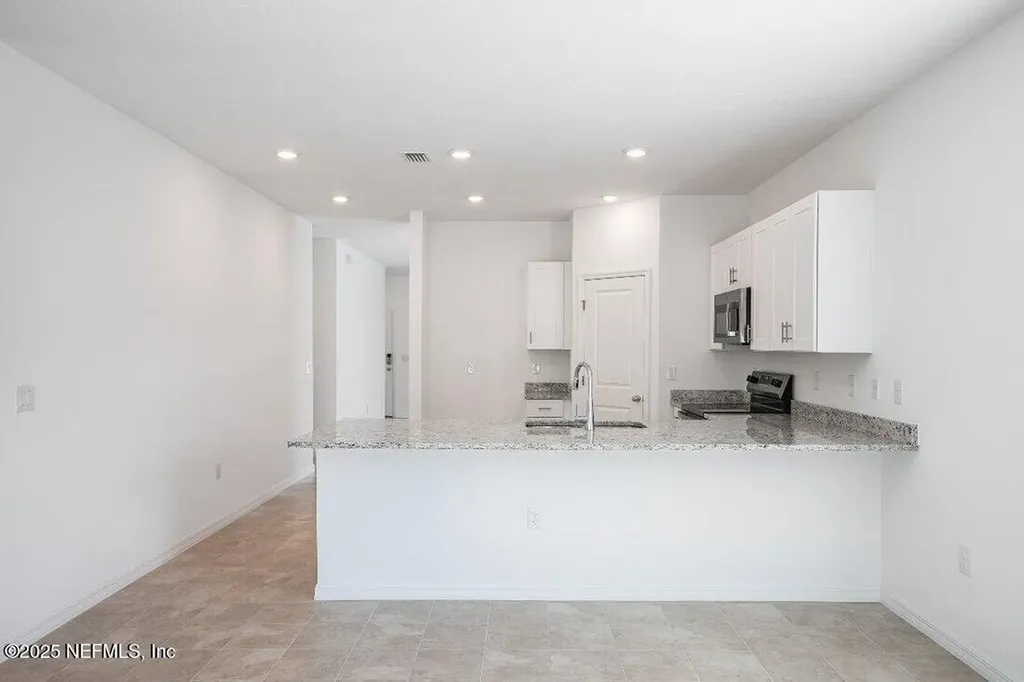 8519 Lilias Circle Jacksonville FL 32219