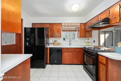 9732 Chesterfield Drive Jacksonville FL 32257