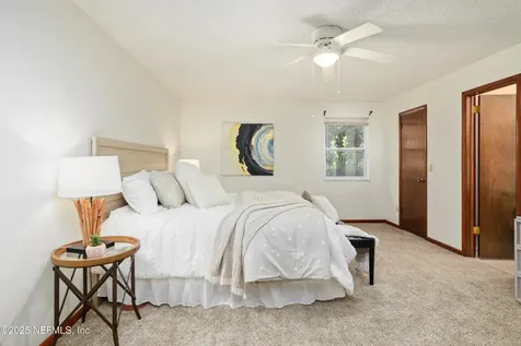 9732 Chesterfield Drive Jacksonville FL 32257