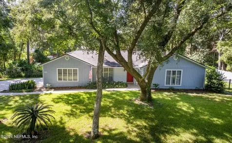 256 Riverwood Drive Fleming Island FL 32003