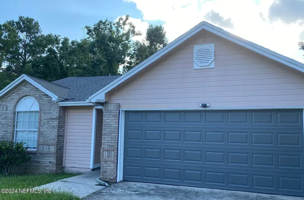 7960 Amandas Crossing Drive W Jacksonville FL 32244