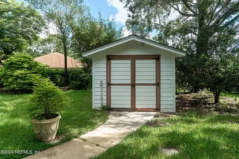 1995 Embers Court Middleburg FL 32068