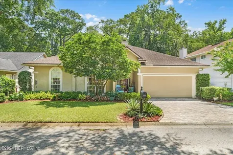 4119 Richmond Park Drive E Jacksonville FL 32224