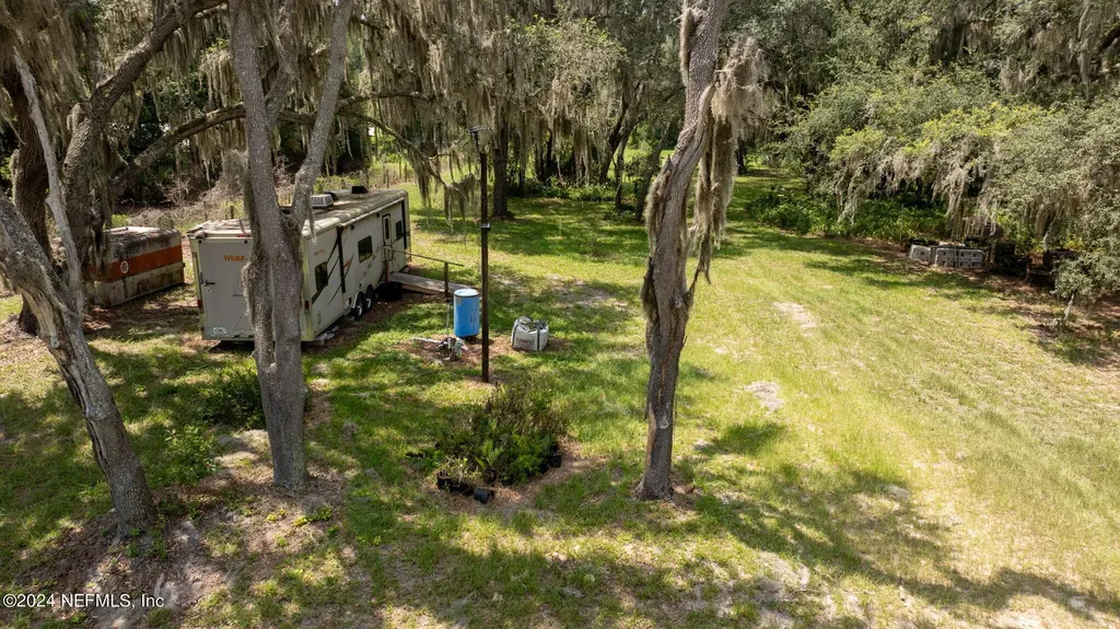 1119 S Highway 17 Satsuma FL 32189