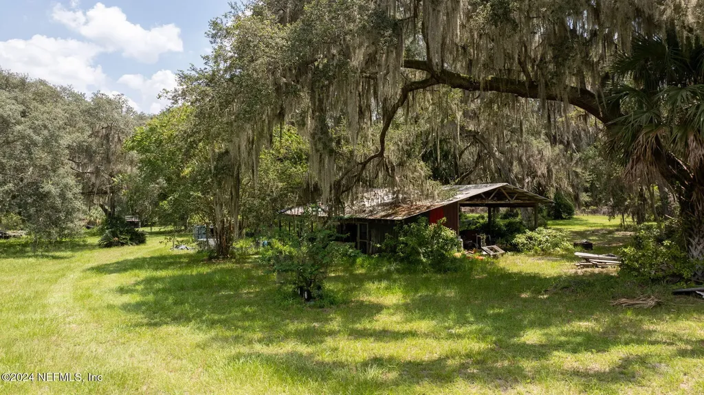 1119 S Highway 17 Satsuma FL 32189