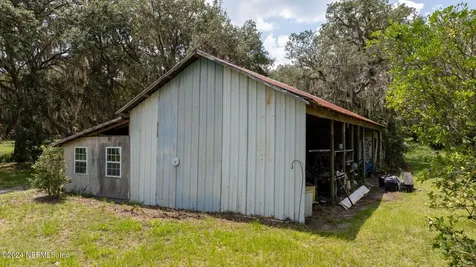1119 S Highway 17 Satsuma FL 32189