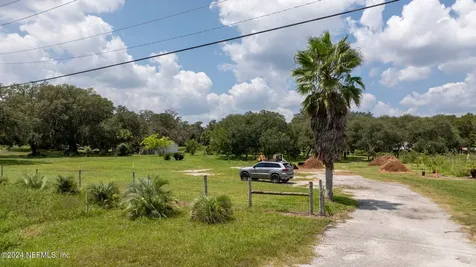 1119 S Highway 17 Satsuma FL 32189