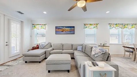 3911 Burnt Pine Drive Jacksonville FL 32224