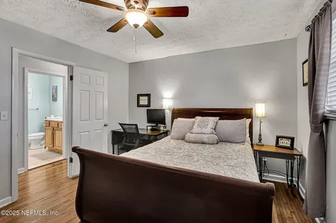7131 Andalusia Avenue Jacksonville FL 32217