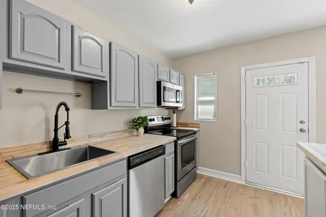 4336 Palmer Avenue Jacksonville FL 32210