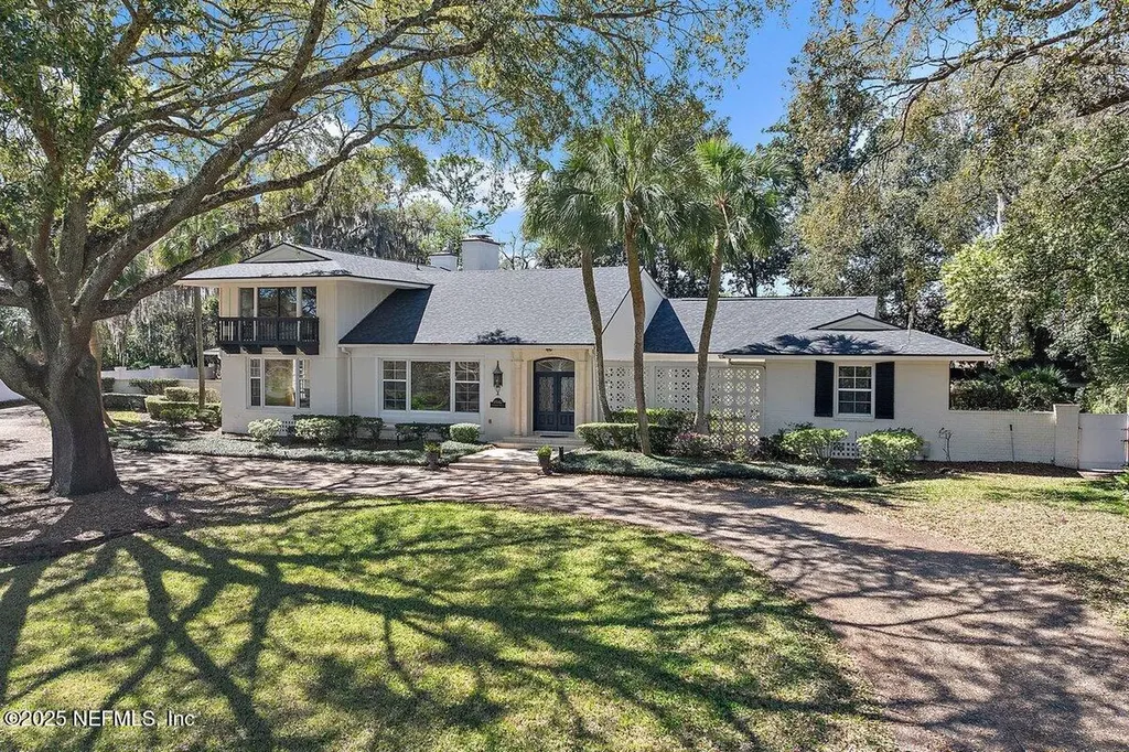 10142 Windward Way N Jacksonville FL 32256
