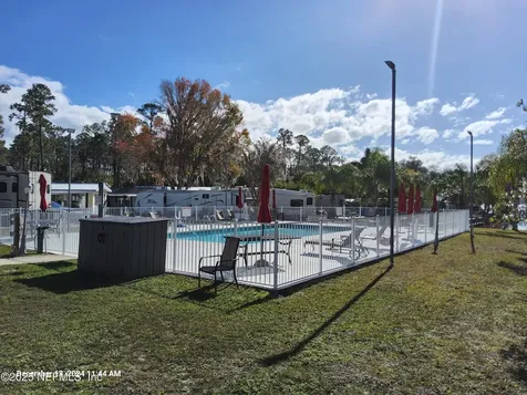 1074 Front Lots 98 & 99 Street Welaka FL 32193