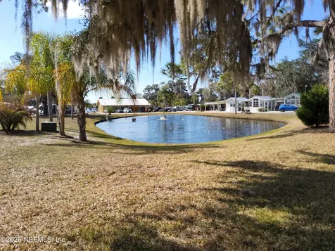 1074 Front Lots 98 & 99 Street Welaka FL 32193