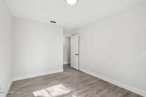 8272 Spring Lake Court Jacksonville FL 32210