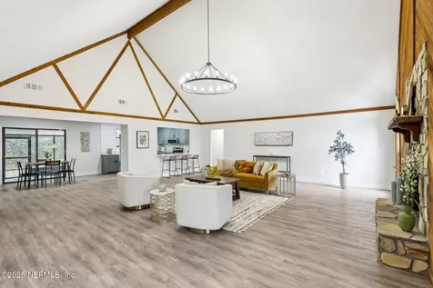 8272 Spring Lake Court Jacksonville FL 32210