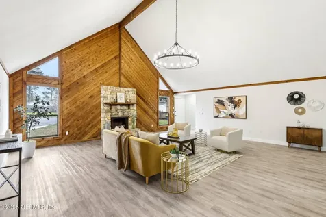 8272 Spring Lake Court Jacksonville FL 32210