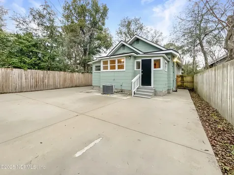 4513 Astral Street Jacksonville FL 32205