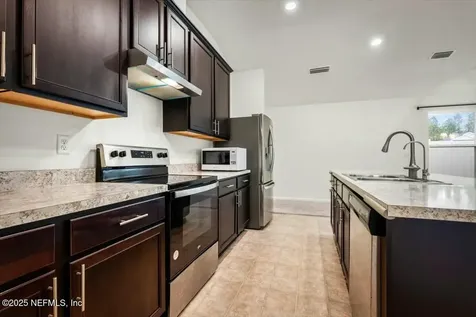 8123 Barley Way Jacksonville FL 32222