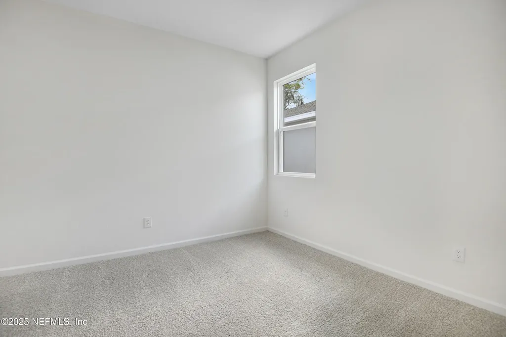 1742 Carnelian Street Deland FL 32720