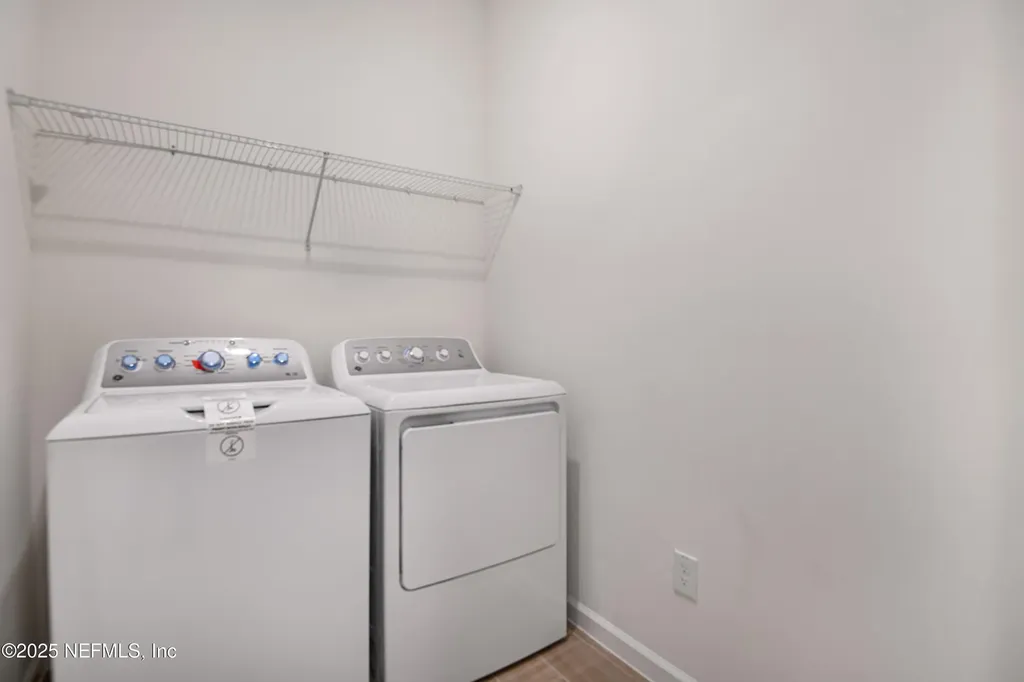 1742 Carnelian Street Deland FL 32720