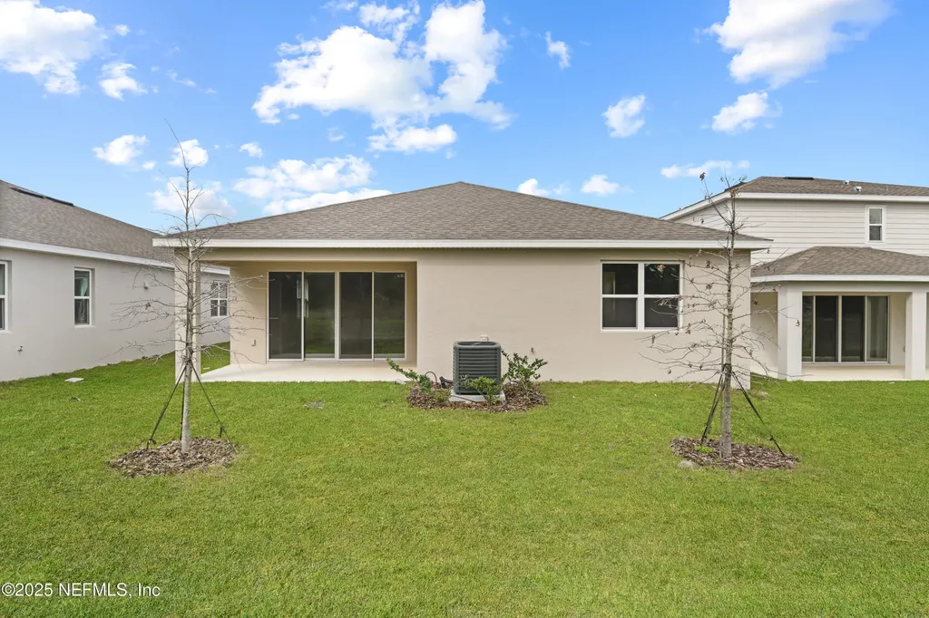 1742 Carnelian Street Deland FL 32720