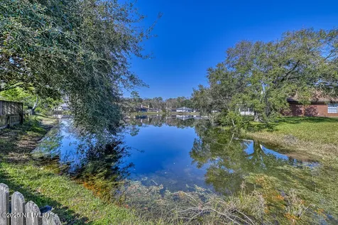 7613 Fawn Lake Drive S Jacksonville FL 32256