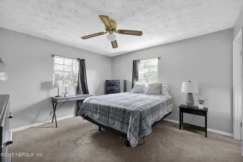7186 King Arthur Road N Jacksonville FL 32211