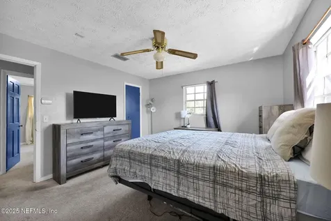 7186 King Arthur Road N Jacksonville FL 32211
